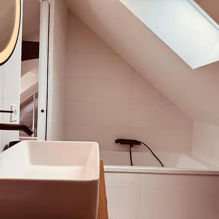 Semesterbostad Maison Lumineuse 2 Proche Circuit